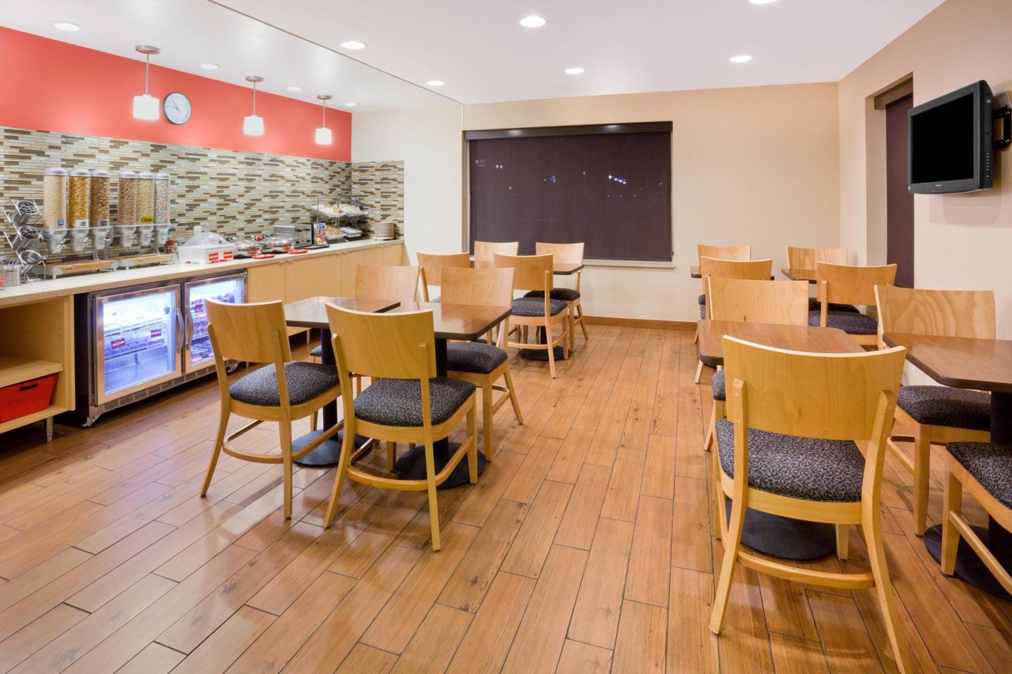 Towneplace Suites Minneapolis West/St. Louis Park Bagian luar foto