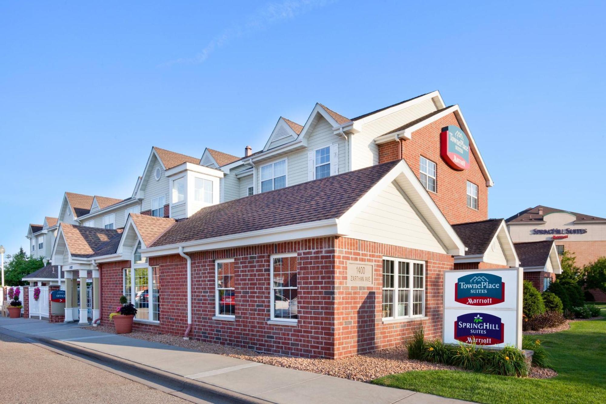 Towneplace Suites Minneapolis West/St. Louis Park Bagian luar foto