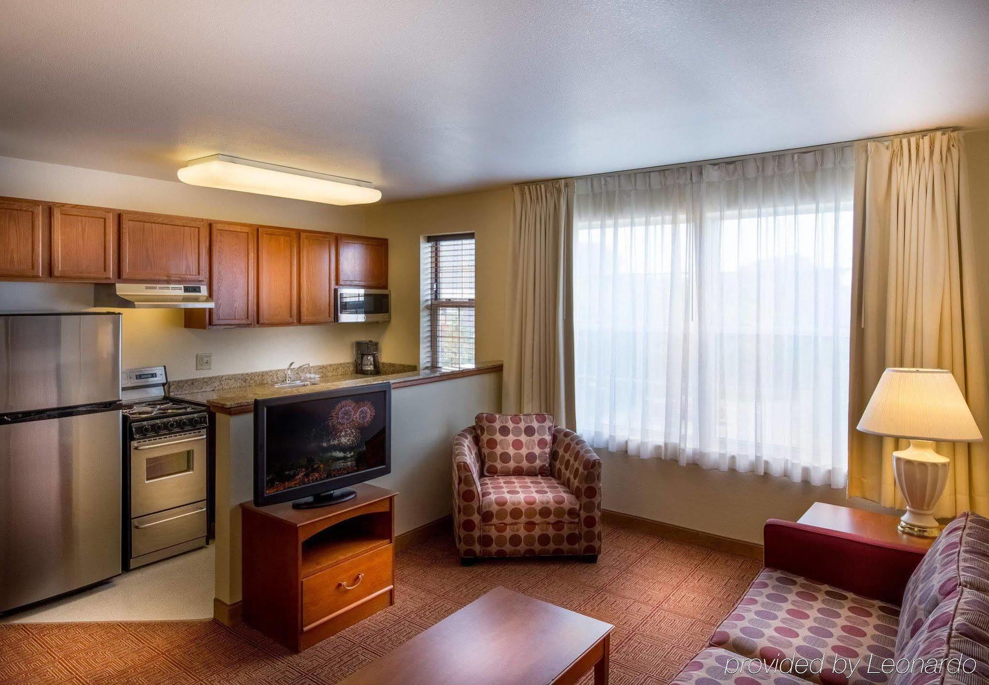 Towneplace Suites Minneapolis West/St. Louis Park Bagian luar foto